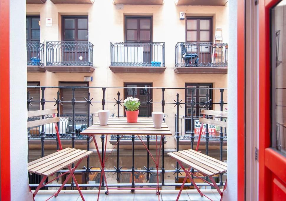 Familias Y Grupos - Muy Buena Ubicacion - Bilbao Apartment Exterior photo